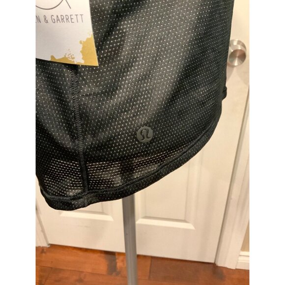 Lululemon Black Perforated Tank Top W/ Attached Sports Bra Tank Top, Size 6 - Picture 4 of 5